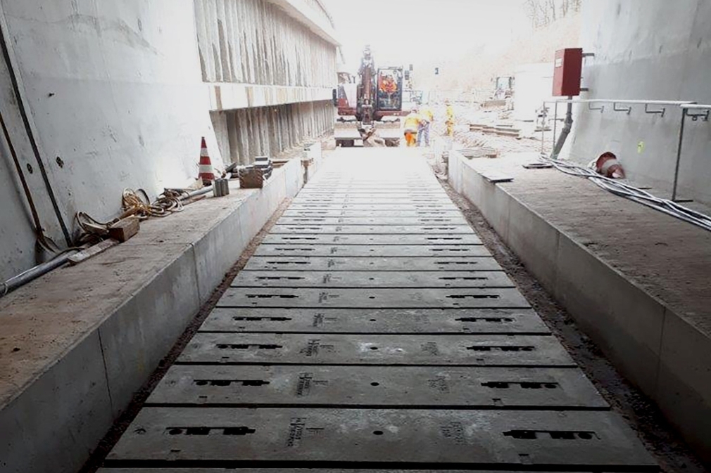 Feste-Fahrbahn-IVES–tunnel-refurbishment