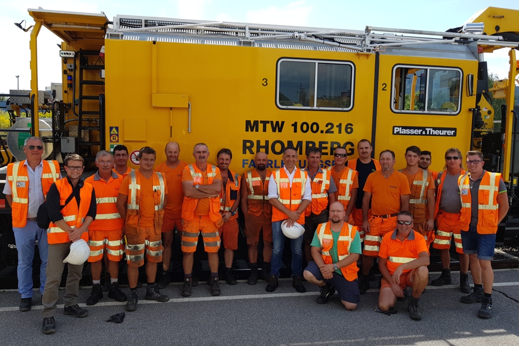 2017_Besuch rhhu_Rhomberg Fahrleitungsbau_Baustelle Bahnhof Feldkirchen (1)