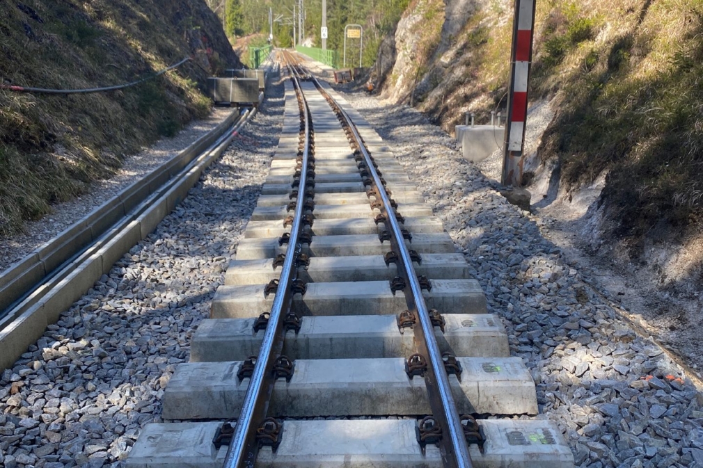 Gleisbauarbeiten-an-historischer-Schmalspurbahn (2)